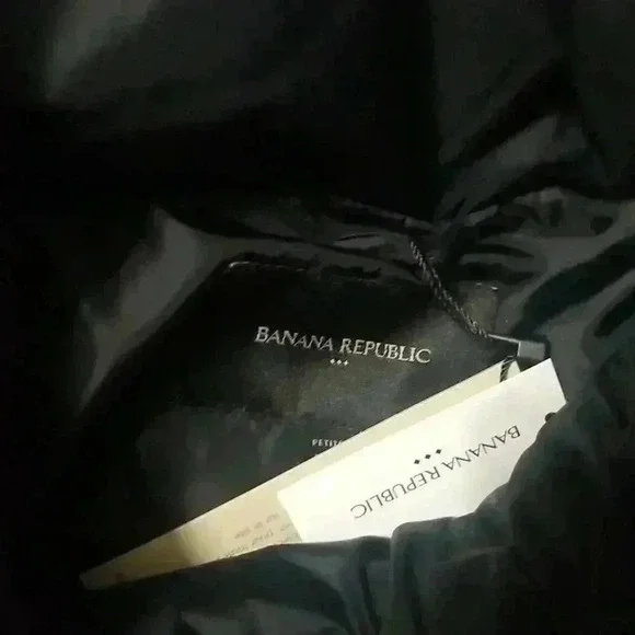 Banana Republic Oversized Funnel-Neck Puffer Coat - Picture 9 of 11